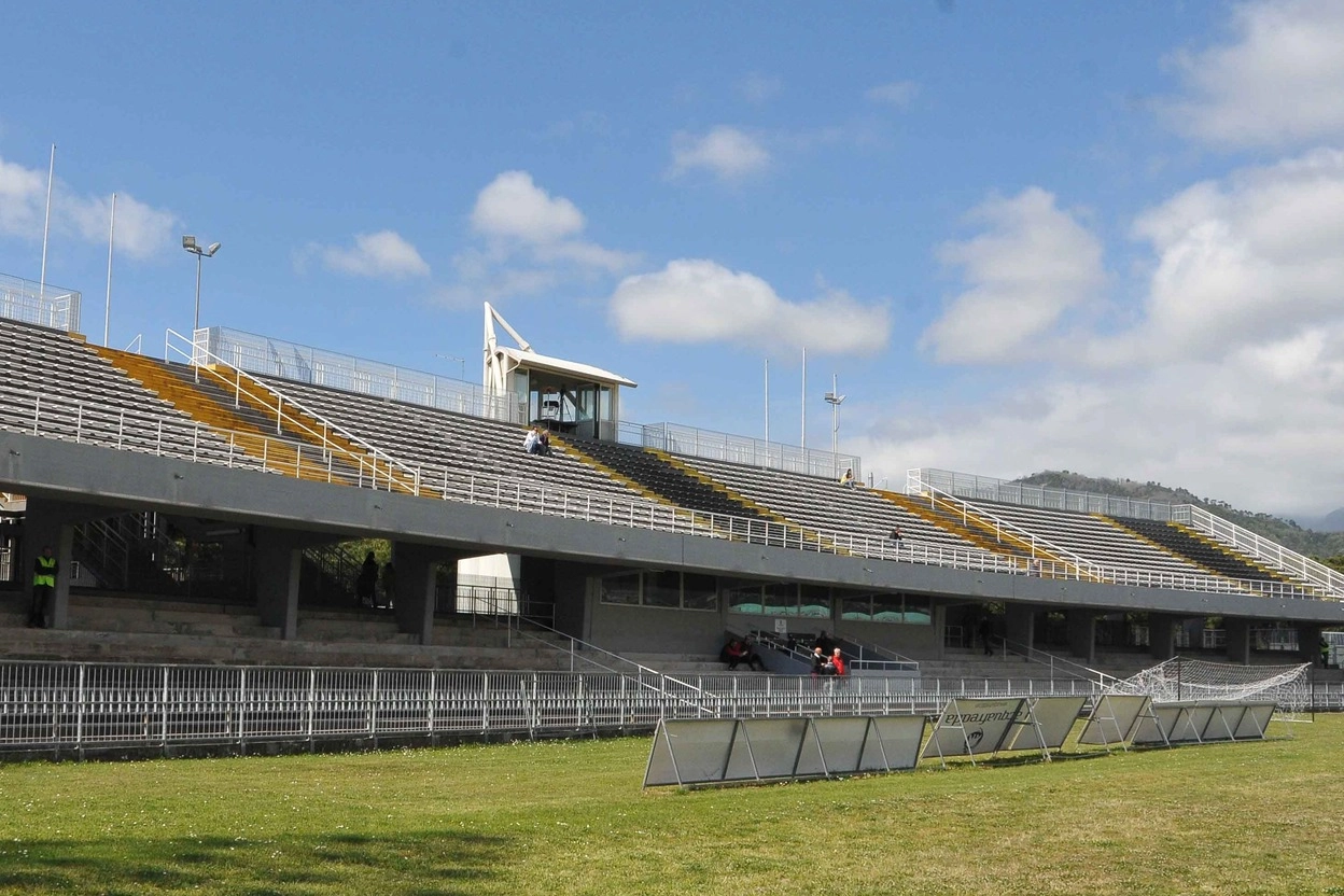 Lo stadio Degli Oliveti di Massa