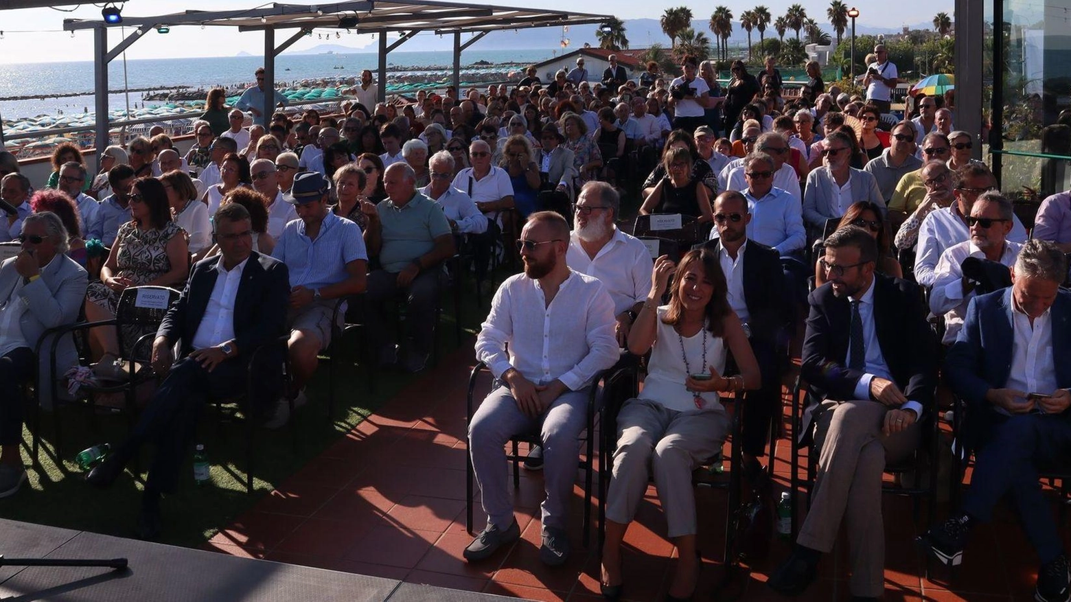 Un premio da record Il ‘Sandomenichino’ accende i riflettori su poesia e narrativa Un premio da record Il ‘Sandomenichino’ accende i riflettori su poesia e narrativa