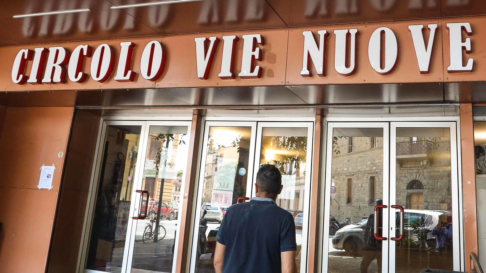 Viaggio nei circoli Arci Delusione e nostalgia "Siamo al punto zero Ora è vietato perdere" Viaggio nei circoli Arci Delusione e nostalgia "Siamo al punto zero Ora è vietato perdere"