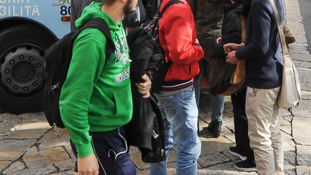 Abbonamento trasporti. I ragazzi rilanciano: "Gratis, e va anche esteso" Abbonamento trasporti. I ragazzi rilanciano: "Gratis, e va anche esteso"
