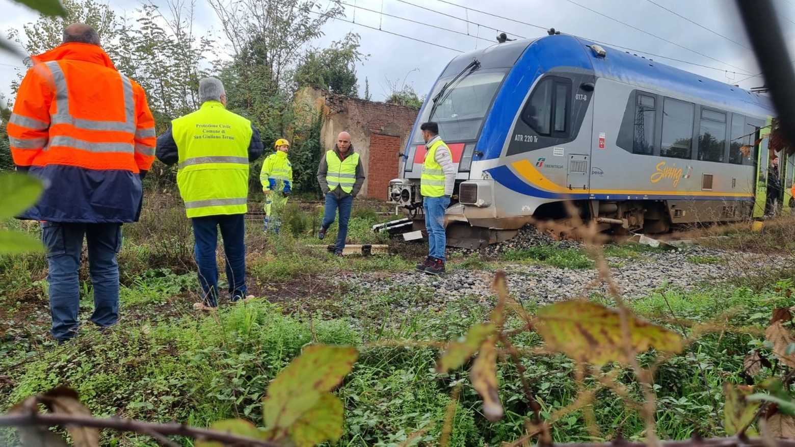Treno deragliato alla stazione Rigoli Treno deragliato alla stazione Rigoli