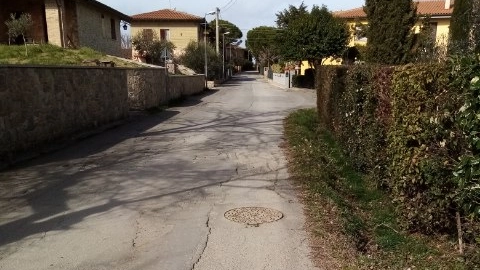 La strada pericolosa a Torrita di Siena 