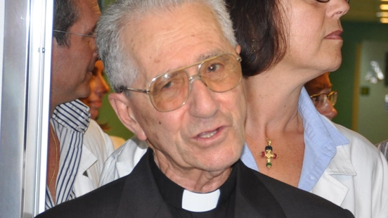 Don Cecioni (Aprili)