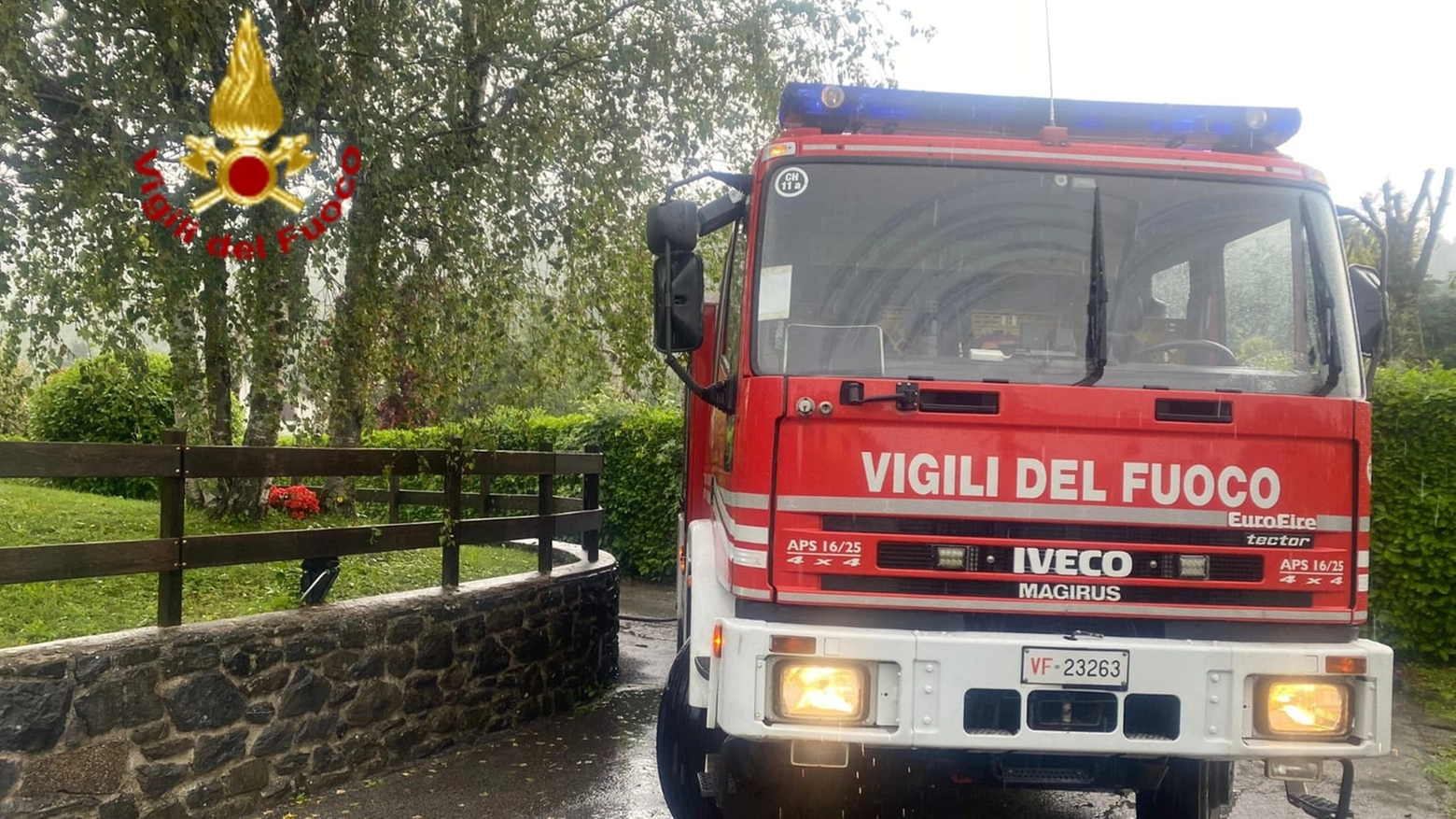 L'intervento dei vigili del fuoco L'intervento dei vigili del fuoco