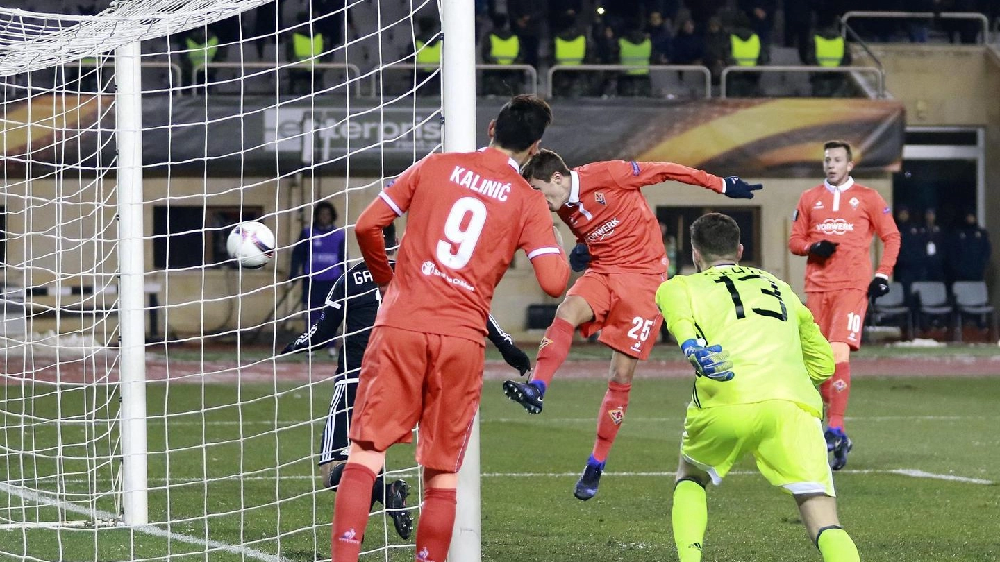 Qarabag-Fiorentina 1-2, il gol del 2-1 di Chiesa (Ansa)