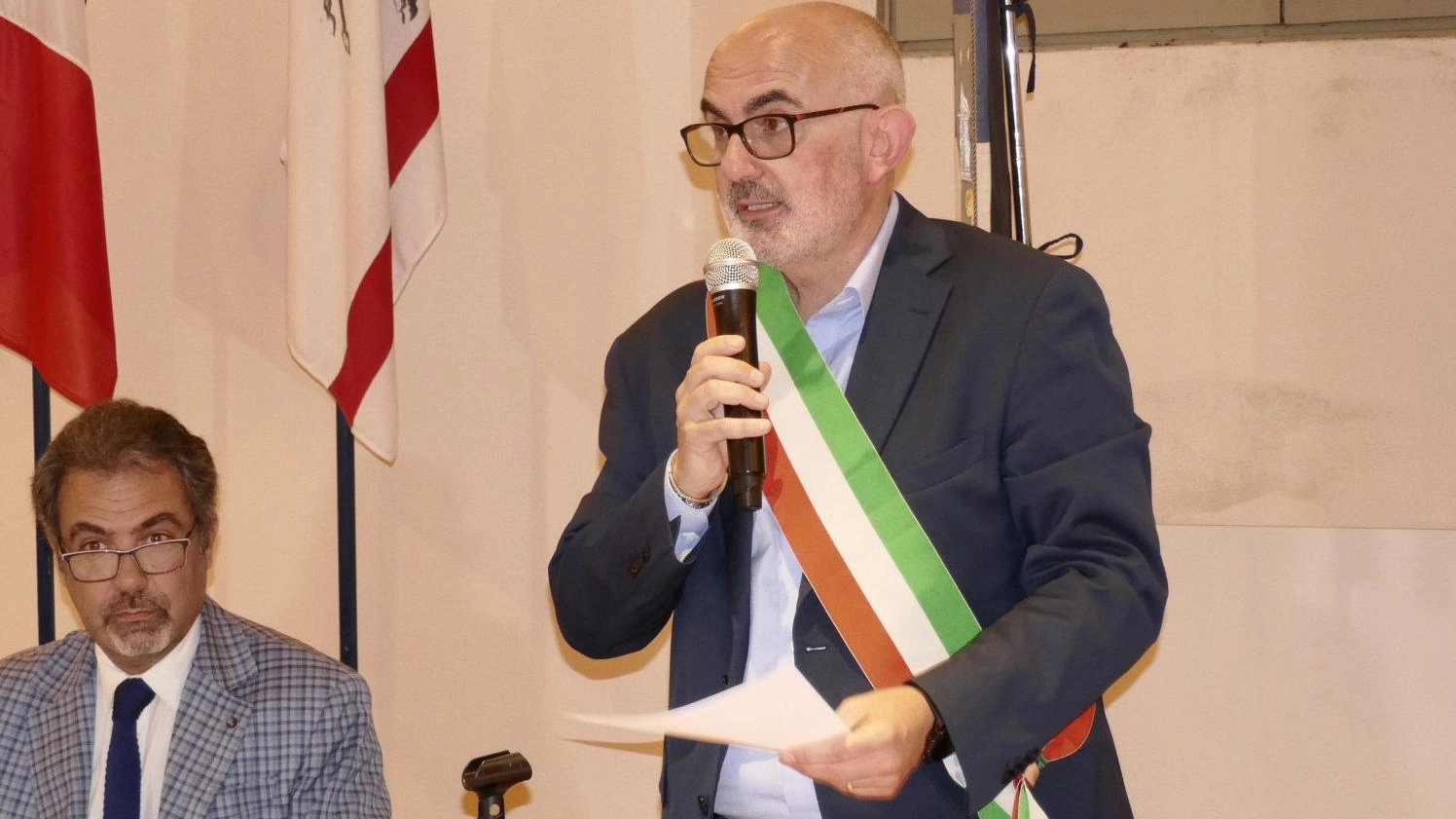 Primo consiglio fra le polemiche La Tari rincara, è subito scontro Primo consiglio fra le polemiche La Tari rincara, è subito scontro