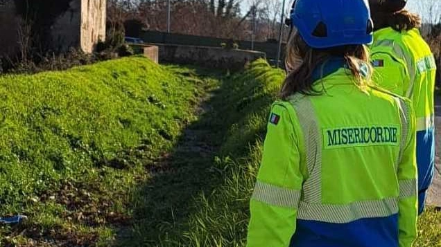 Gli angeli dell’acqua Misericordia in campo per monitorare i fiumi "Noi, a caccia di rifiuti" Gli angeli dell’acqua Misericordia in campo per monitorare i fiumi "Noi, a caccia di rifiuti"