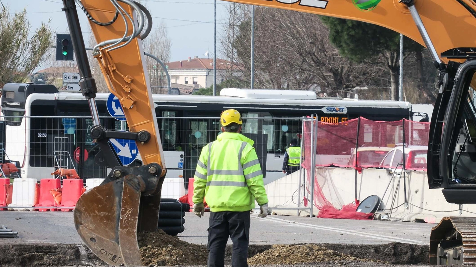 Cantiere, "liscio" il secondo giorno  Oggi i lavori iniziano dopo le scuole