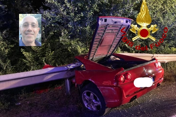 La Ferrari distrutta e, nel riquadro, la vittima