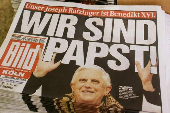 La Bild il 20 aprile 2005 celebre l'elezione di Ratzinger 
