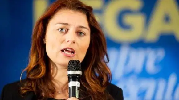 L’affondo della leonessa Ceccardi "FdI ha spaccato il centrodestra" L’affondo della leonessa Ceccardi "FdI ha spaccato il centrodestra"