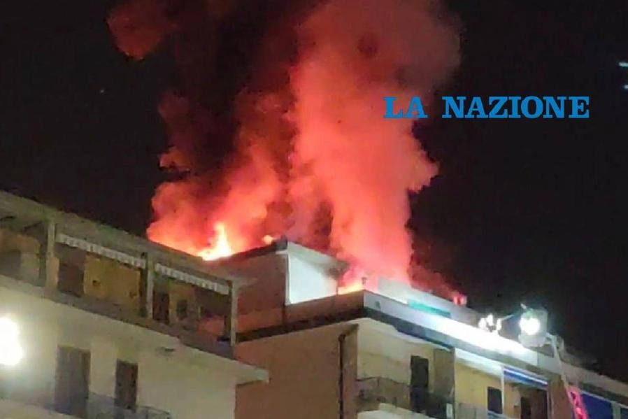 Tragico incendio in un appartamento a Scandicci 