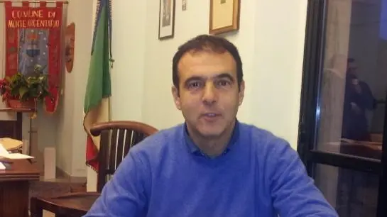 "Spiaggia ancora devastata" Preoccupano i lavori nella zona Acqua Dolce "Spiaggia ancora devastata" Preoccupano i lavori nella zona Acqua Dolce