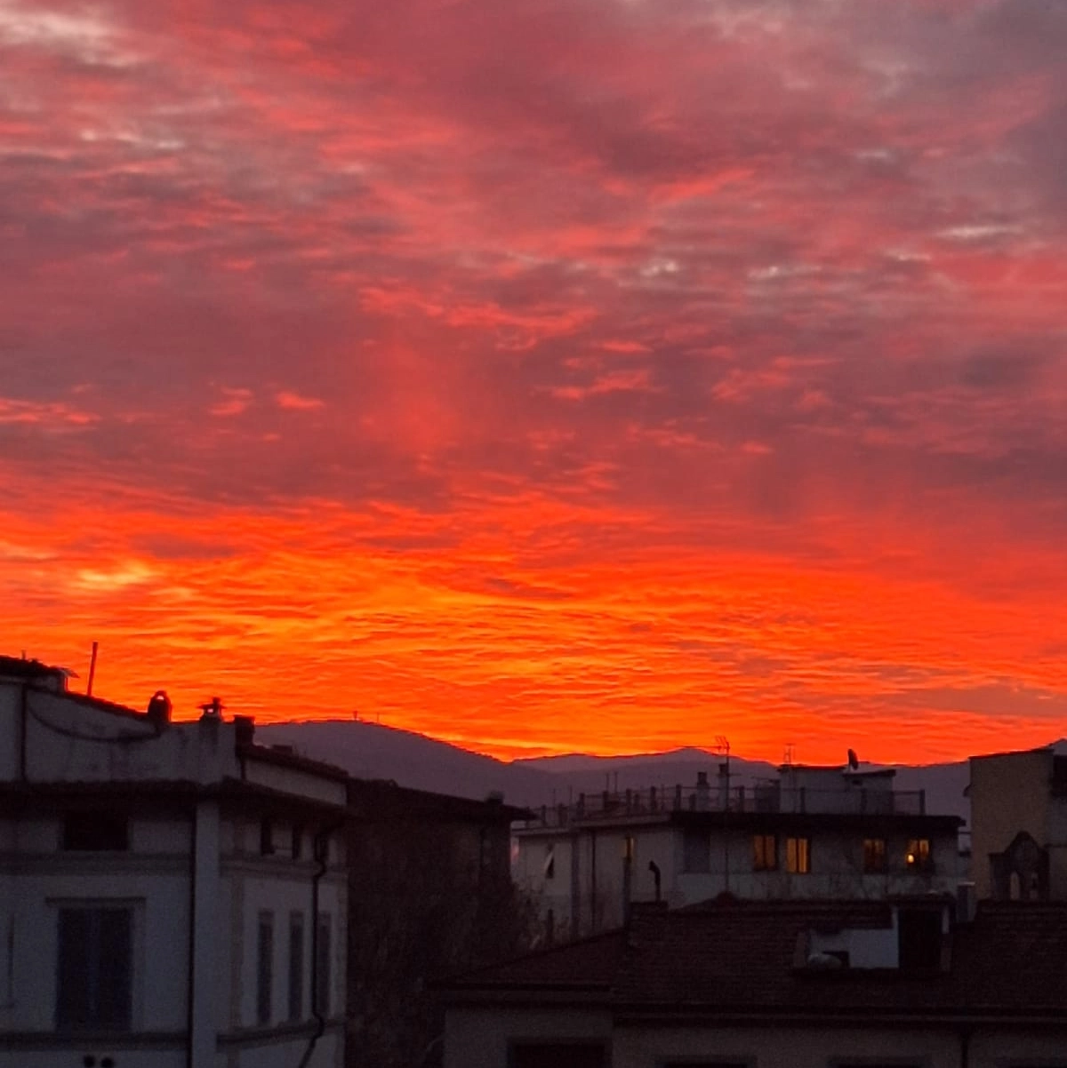 Lo spettacolo del cielo sopra Firenze