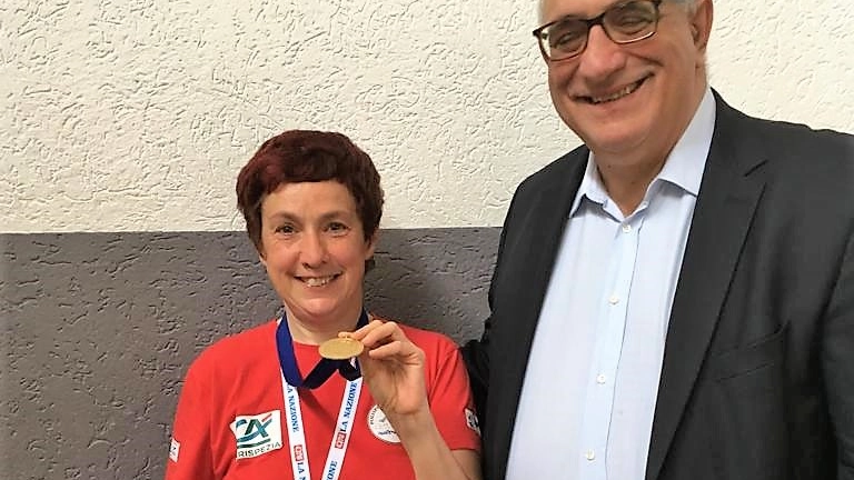 Il vicepresidente nazionale di Special Olympics Roberto Ghiretti con l'atleta Monica Pozzi