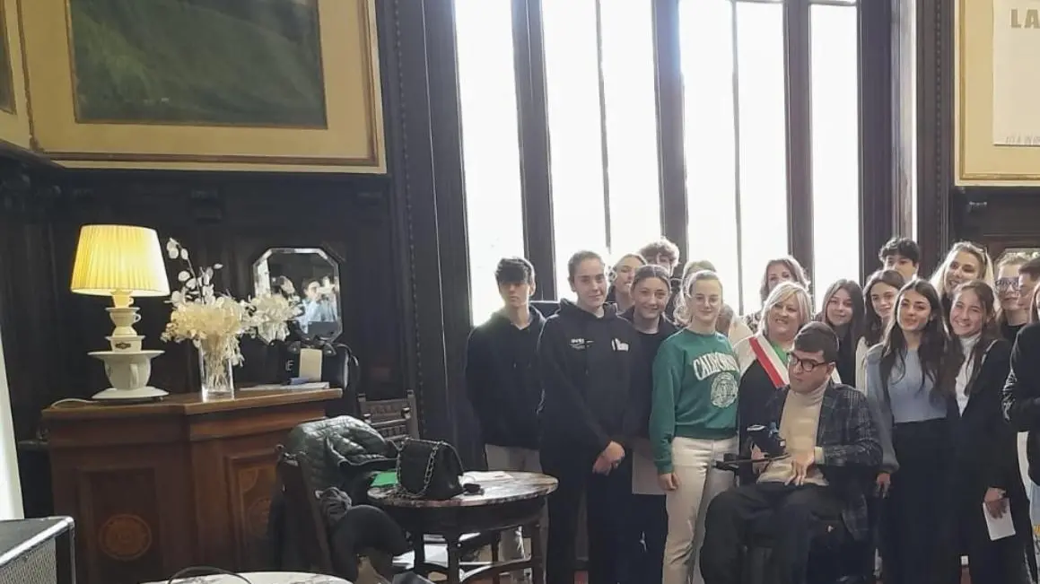 Educazione alla bellezza  Conclusione del progetto  con gli studenti del liceo
