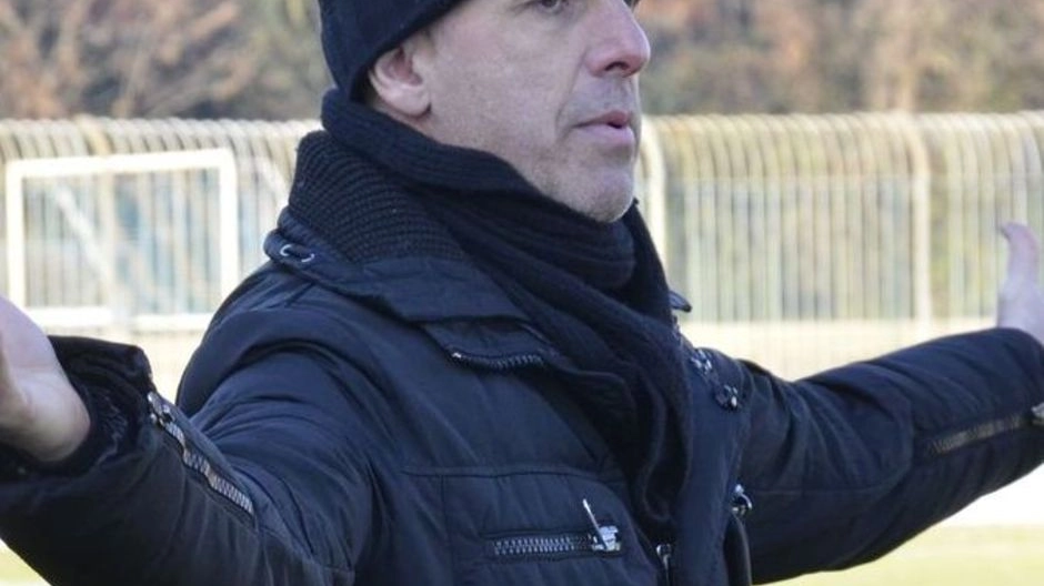 L’allenatore del Prato Vincenzo Esposito
