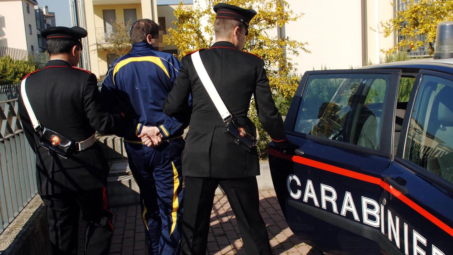 Arresto dei carabinieri (repertorio)