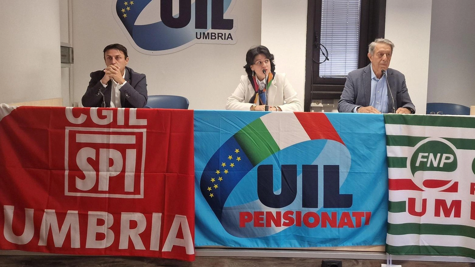 "La Regione dimentica gli anziani. Diritto alla salute e più assistenza" "La Regione dimentica gli anziani. Diritto alla salute e più assistenza"