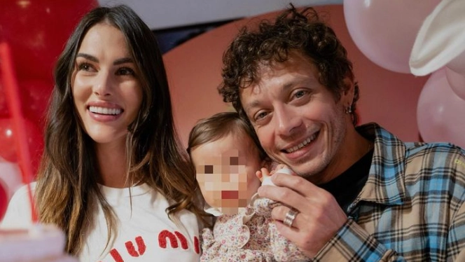 La figlia di Valentino Rossi e Francesca Sofia Novello compie 1 anno: festa speciale per Giulietta