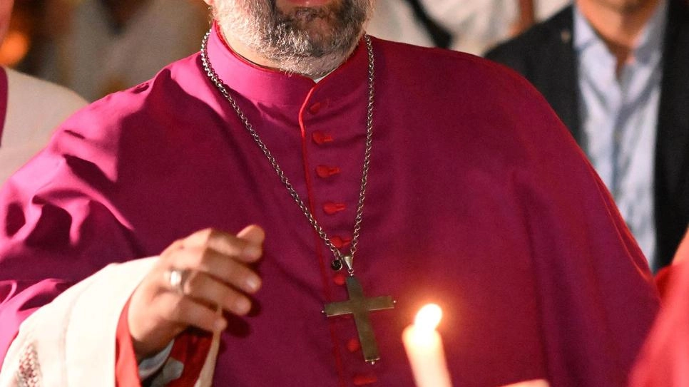 La "festa grande" della Diocesi Santa Croce: funzioni religiose Luminara e Mottettone in piazza La "festa grande" della Diocesi Santa Croce: funzioni religiose Luminara e Mottettone in piazza