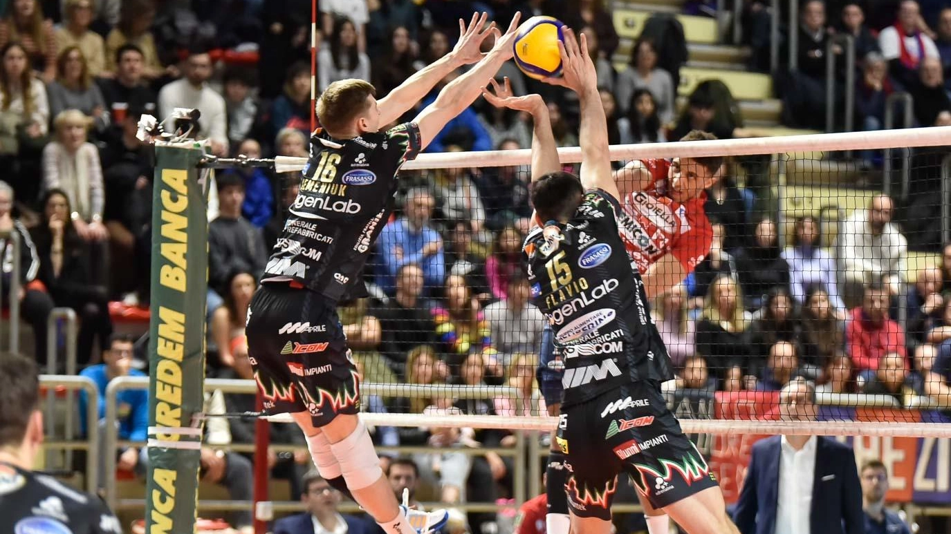 La Sir Perugia stende Taranto e torna al successo Arriva il ventunesimo trionfo in Superlega La Sir Perugia stende Taranto e torna al successo Arriva il ventunesimo trionfo in Superlega