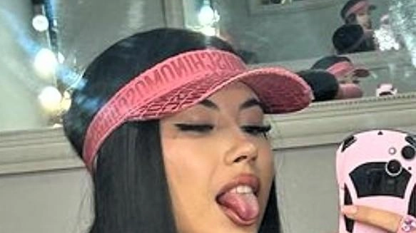 Non c’è più posto in discoteca. Pagano ma restano fuori: "Rimborseremo i biglietti" Non c’è più posto in discoteca. Pagano ma restano fuori: "Rimborseremo i biglietti"