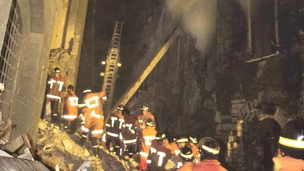 E’ la notte del 27 maggio 1993: una bomba ha appena devastato Firenze