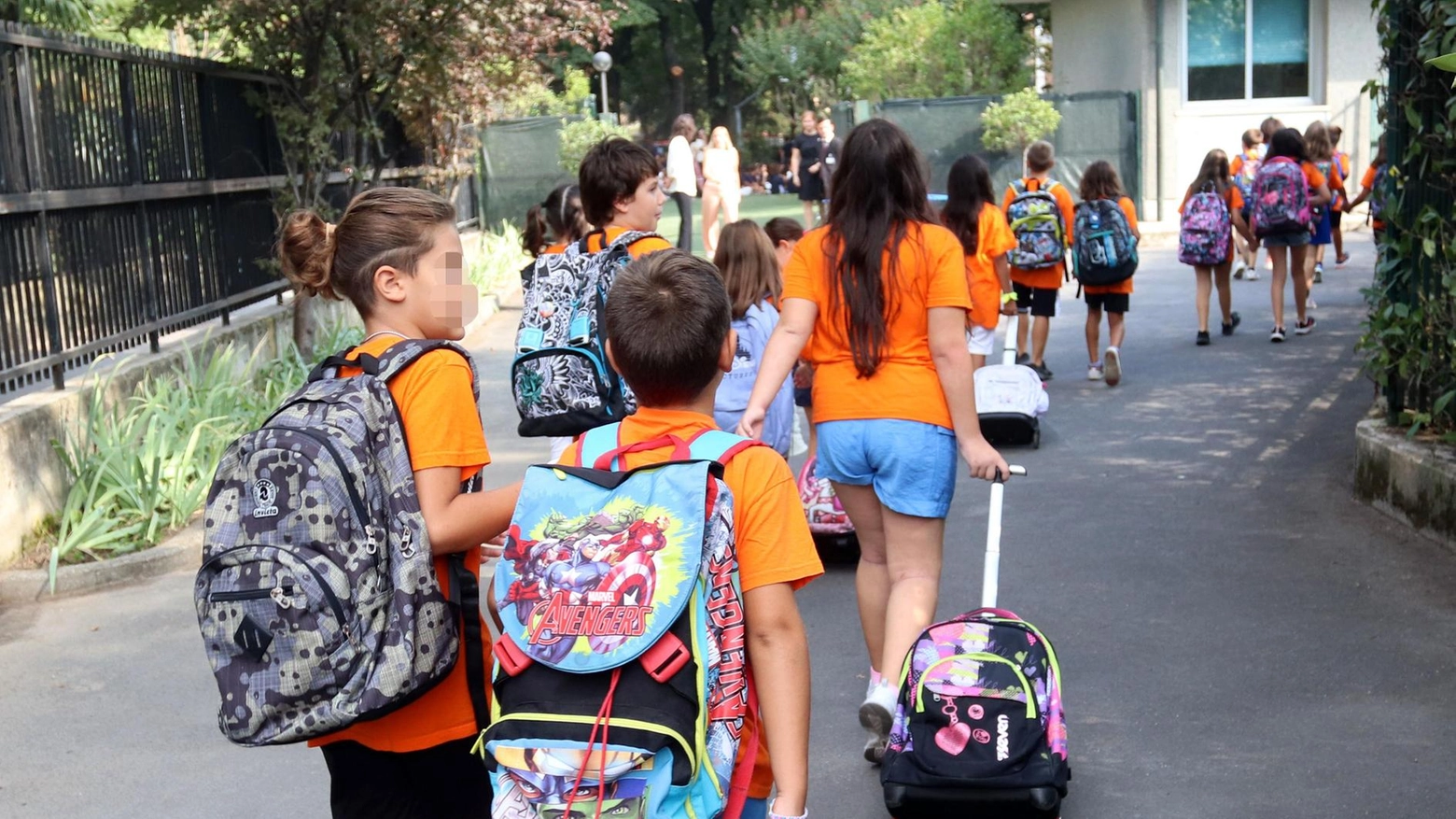 Scuola, volano gli stracci in valle. Sindaci minacciano ricorso al Tar Scuola, volano gli stracci in valle. Sindaci minacciano ricorso al Tar