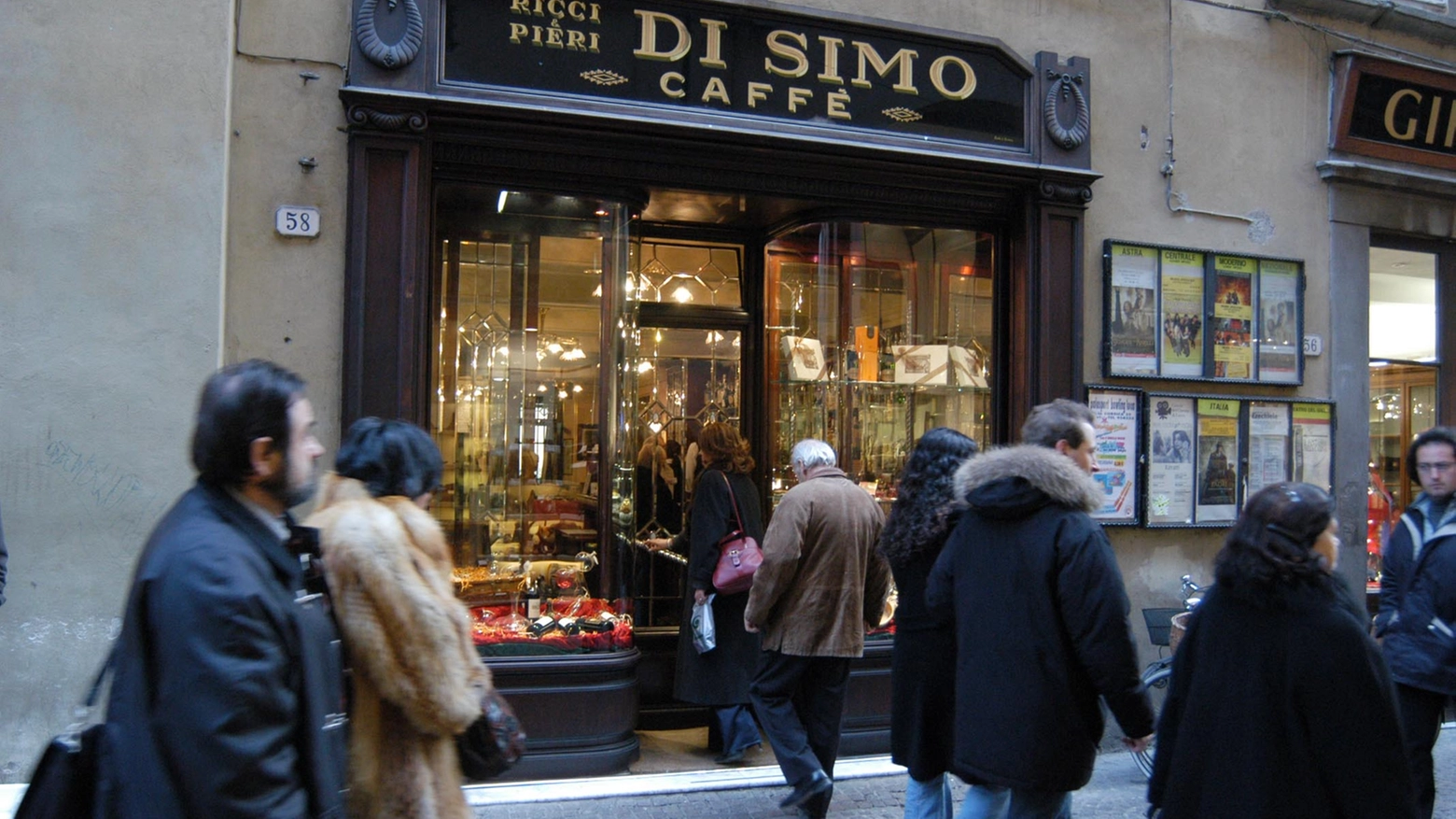 L'antico Caffè Di Simo (foto Alcide)