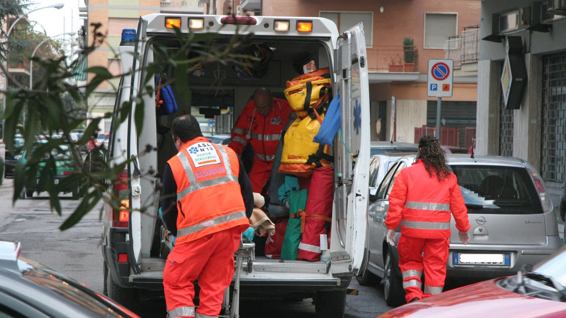 I soccorso in una foto d'archivio I soccorso in una foto d'archivio