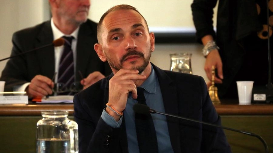 Il sindaco di Campi Bisenzio Emiliano Fossi Il sindaco di Campi Bisenzio Emiliano Fossi