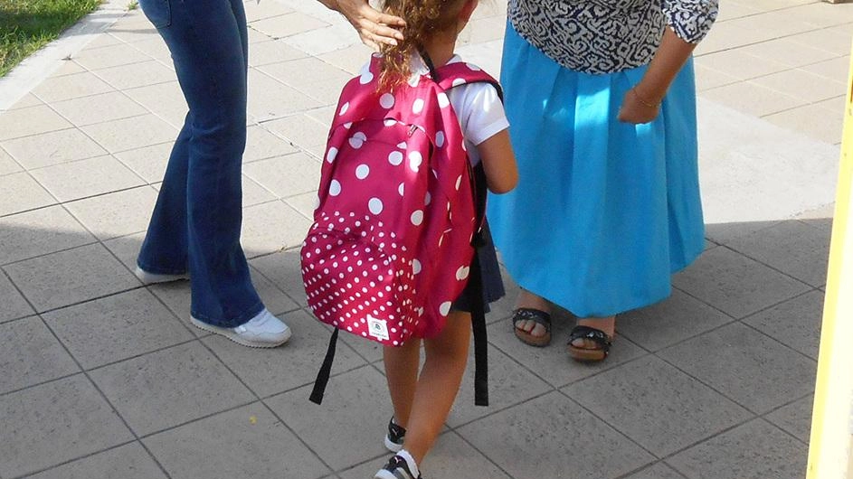 Scuola, più servizi nel pomeriggio. Arriva un aiuto per le famiglie Scuola, più servizi nel pomeriggio. Arriva un aiuto per le famiglie