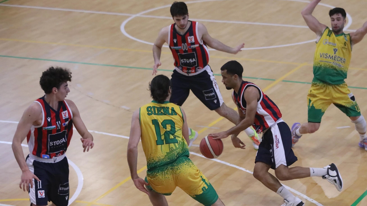 Grande prova di carattere per Stosa Virtus La squadra ritrova fiducia battendo il Costone Grande prova di carattere per Stosa Virtus La squadra ritrova fiducia battendo il Costone