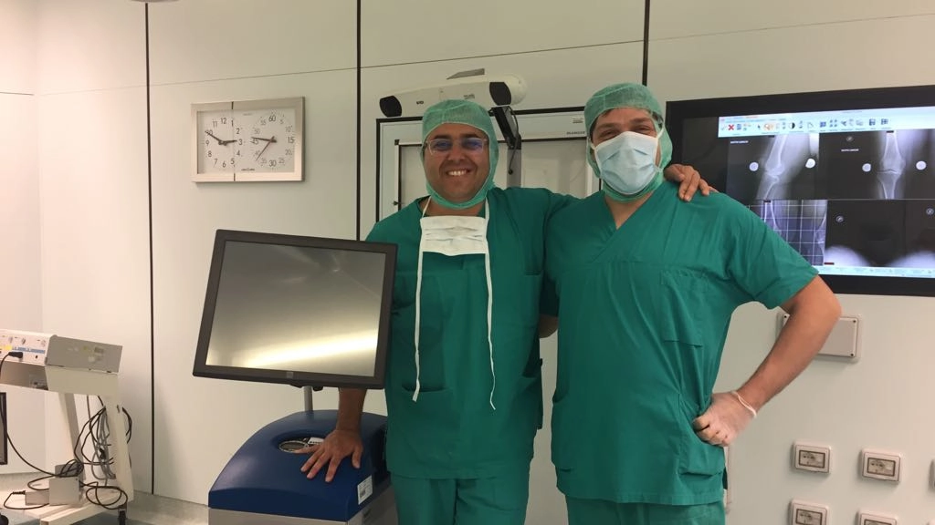 I chirurghi Mirko Pietri e Leonardo Latella