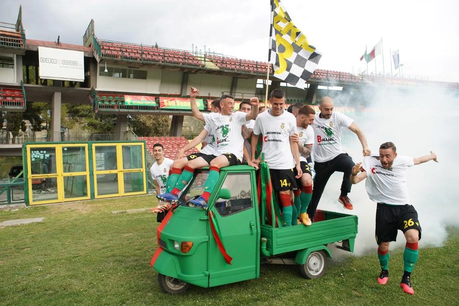 immagine di sfondo 1