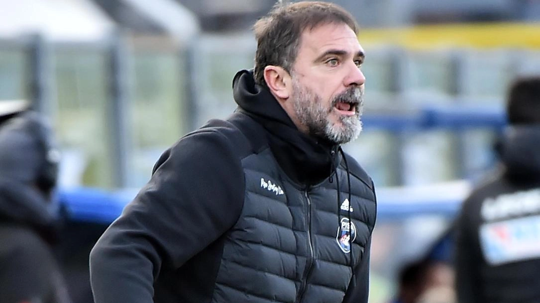 Alvini, la separazione ora è ufficiale. Favorito D’Angelo, oggi il verdetto Alvini, la separazione ora è ufficiale. Favorito D’Angelo, oggi il verdetto