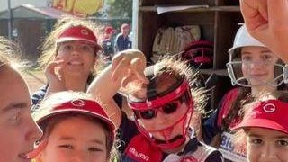 La squadra di softball Under 13 di Grosseto è pronta per le fasi finali della stagione. La squadra Under 18, pur raggiungendo le finali nazionali, non è riuscita a conquistare il titolo. Una sconfitta giusta contro il Nettuno ha dimostrato il loro strapotere.