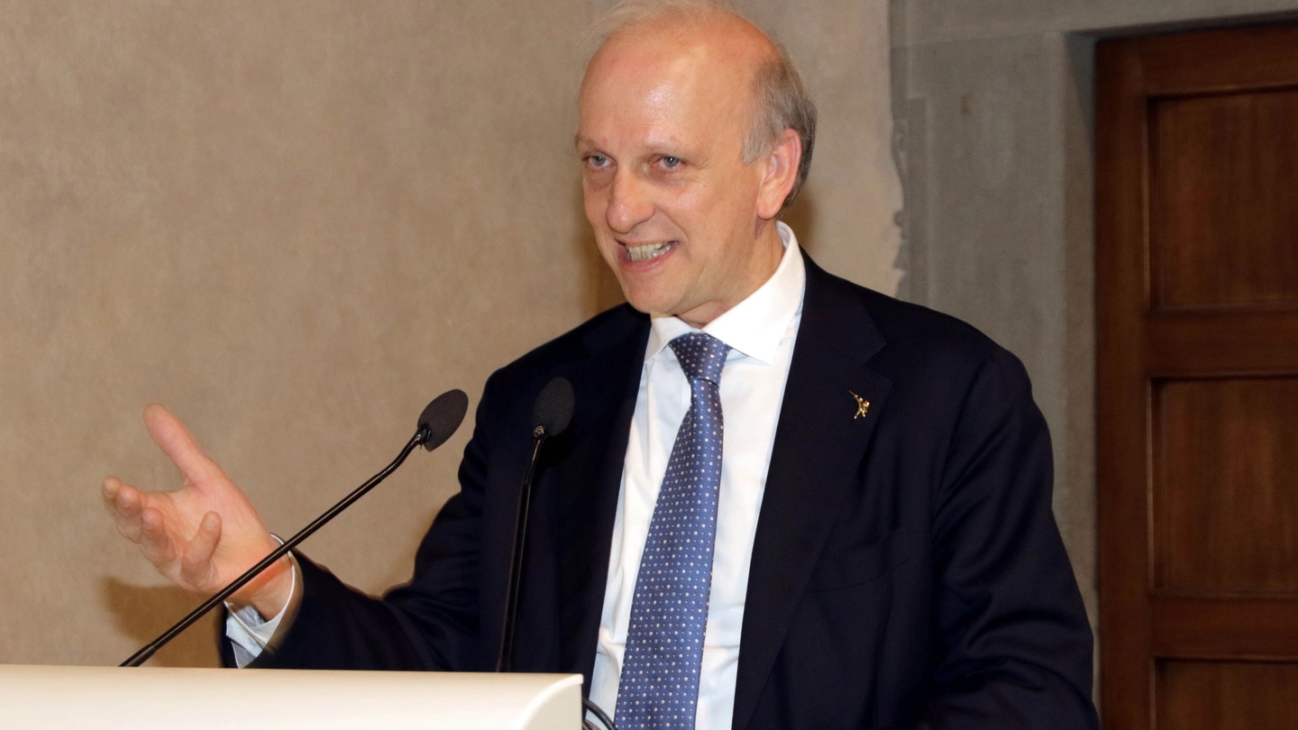 Il ministro Bussetti (New Press Photo)