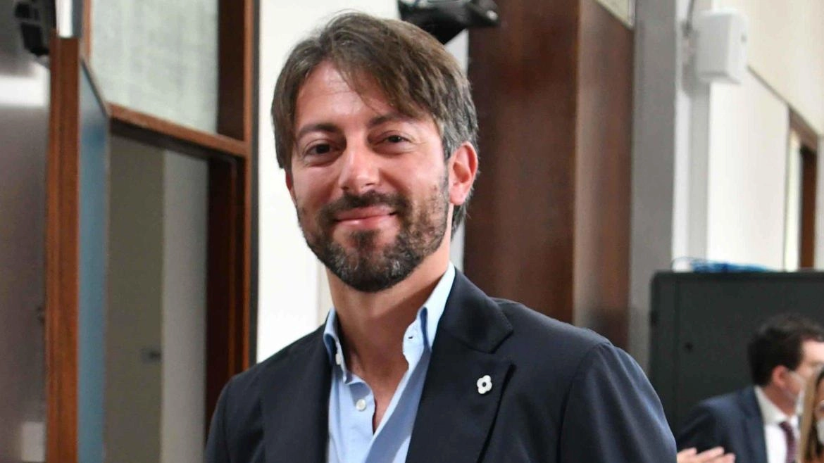 Spiava il socio in affari. Imprenditore dei vipfinisce sotto processo