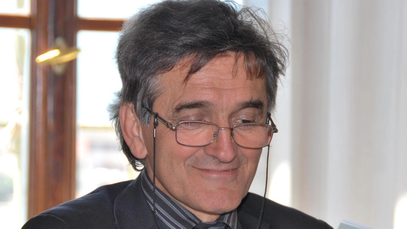 Caso Petrarca All’Accademia da tutto il mondo Caso Petrarca All’Accademia da tutto il mondo