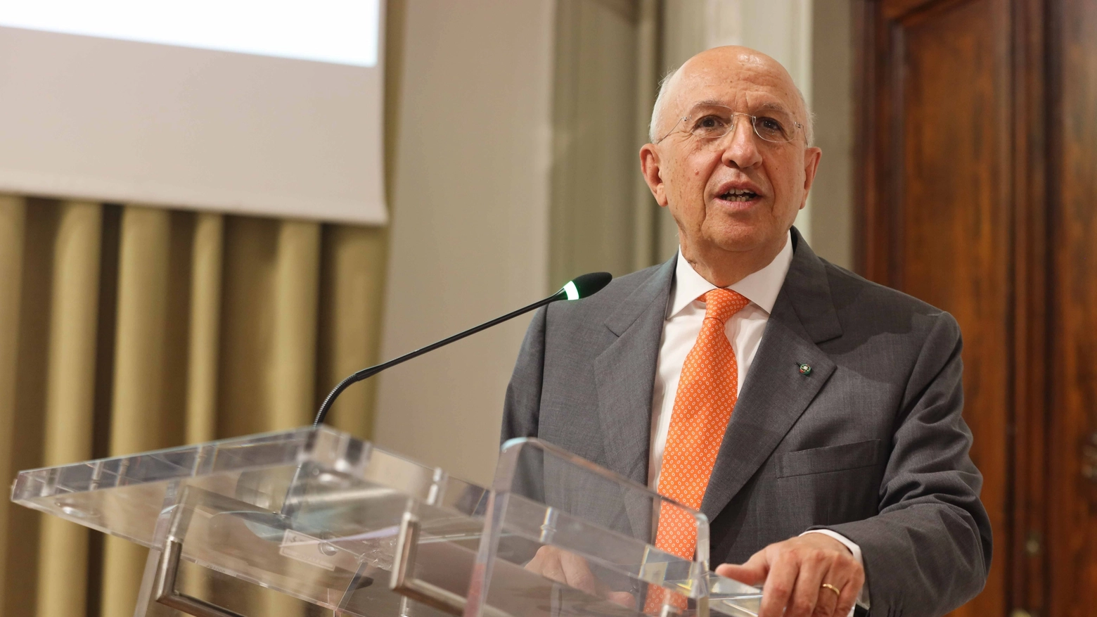Con gli aumenti dei tassi stangata da 2.500 euro l'anno per chi ha un mutuo a tasso variabile