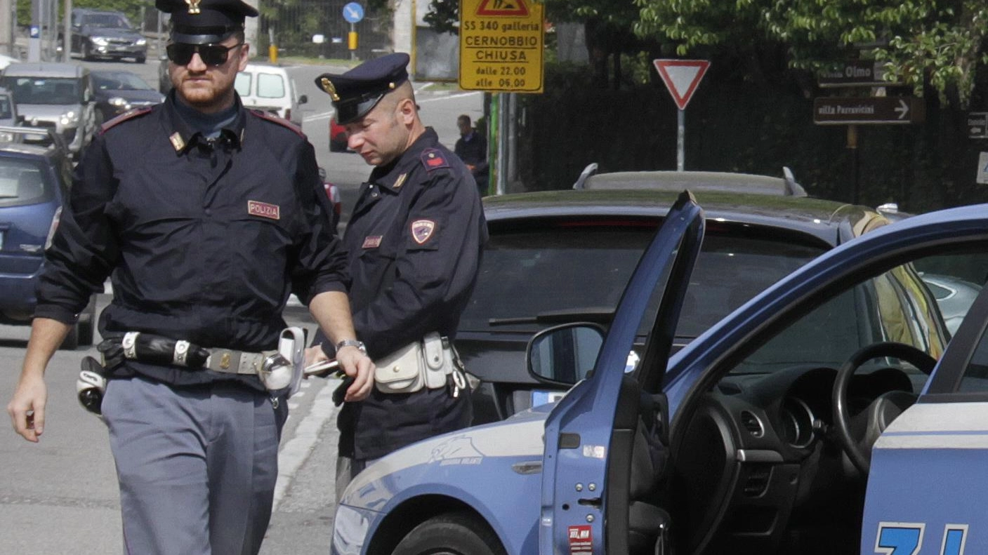 Ventenne nel mirino I due baby rapinatori incastrati da una App Riconosciuti dalla vittima Ventenne nel mirino I due baby rapinatori incastrati da una App Riconosciuti dalla vittima