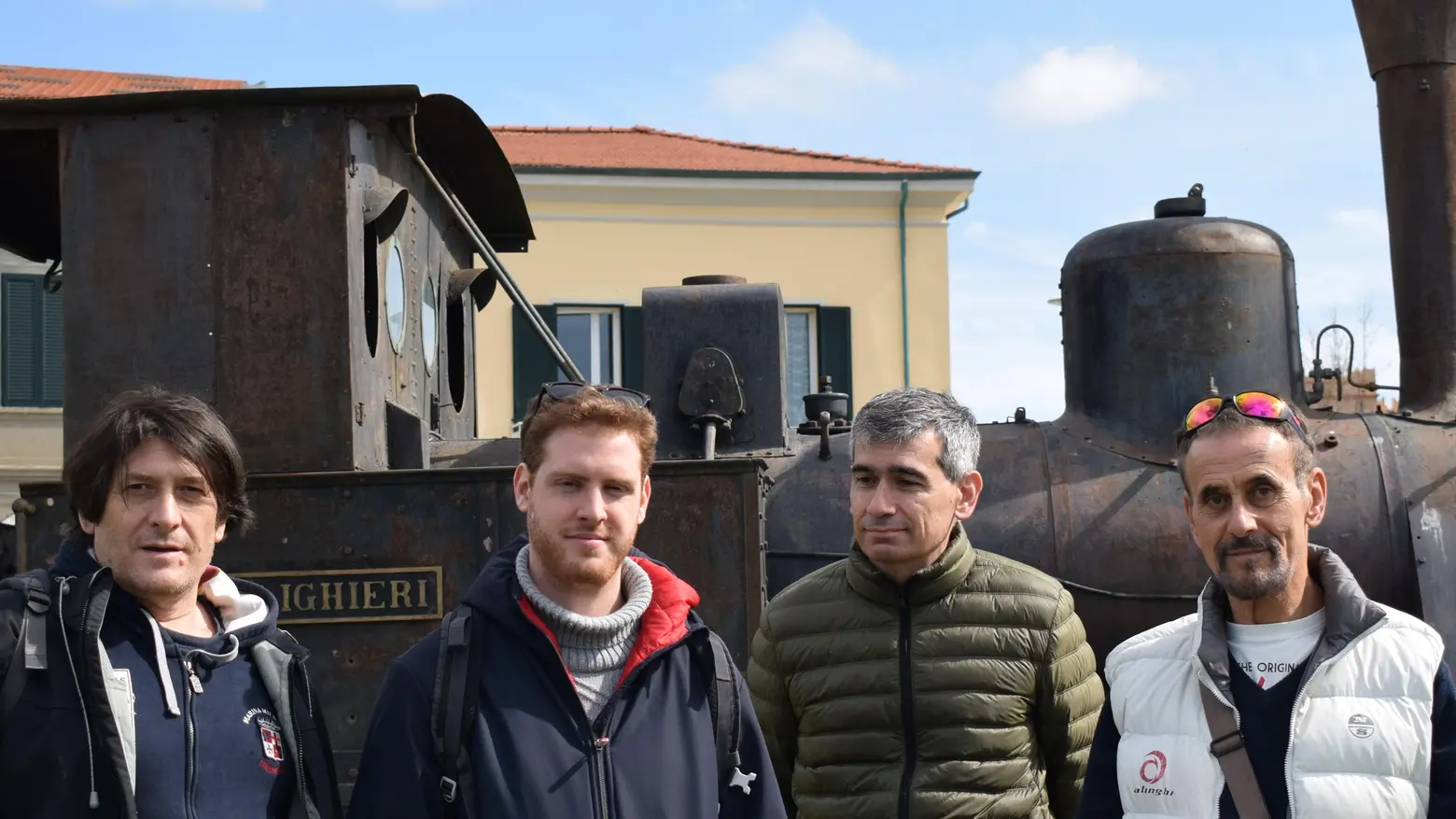 Il tour dei grillini approda a Marina "Nessun rilancio, solo interventi spot" Il tour dei grillini approda a Marina "Nessun rilancio, solo interventi spot"
