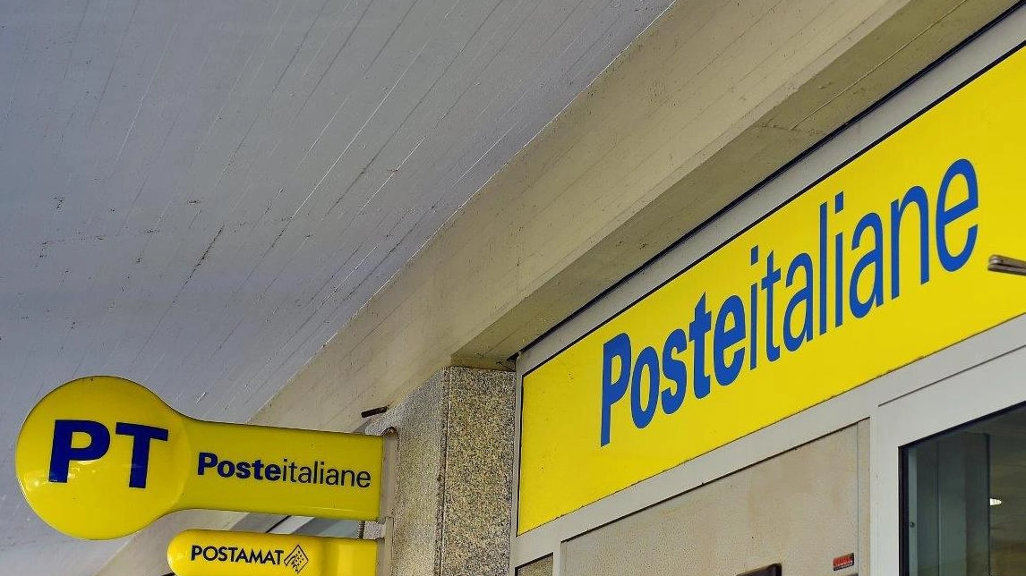 "La macchinetta guasta È stata subito riparata" "La macchinetta guasta È stata subito riparata"