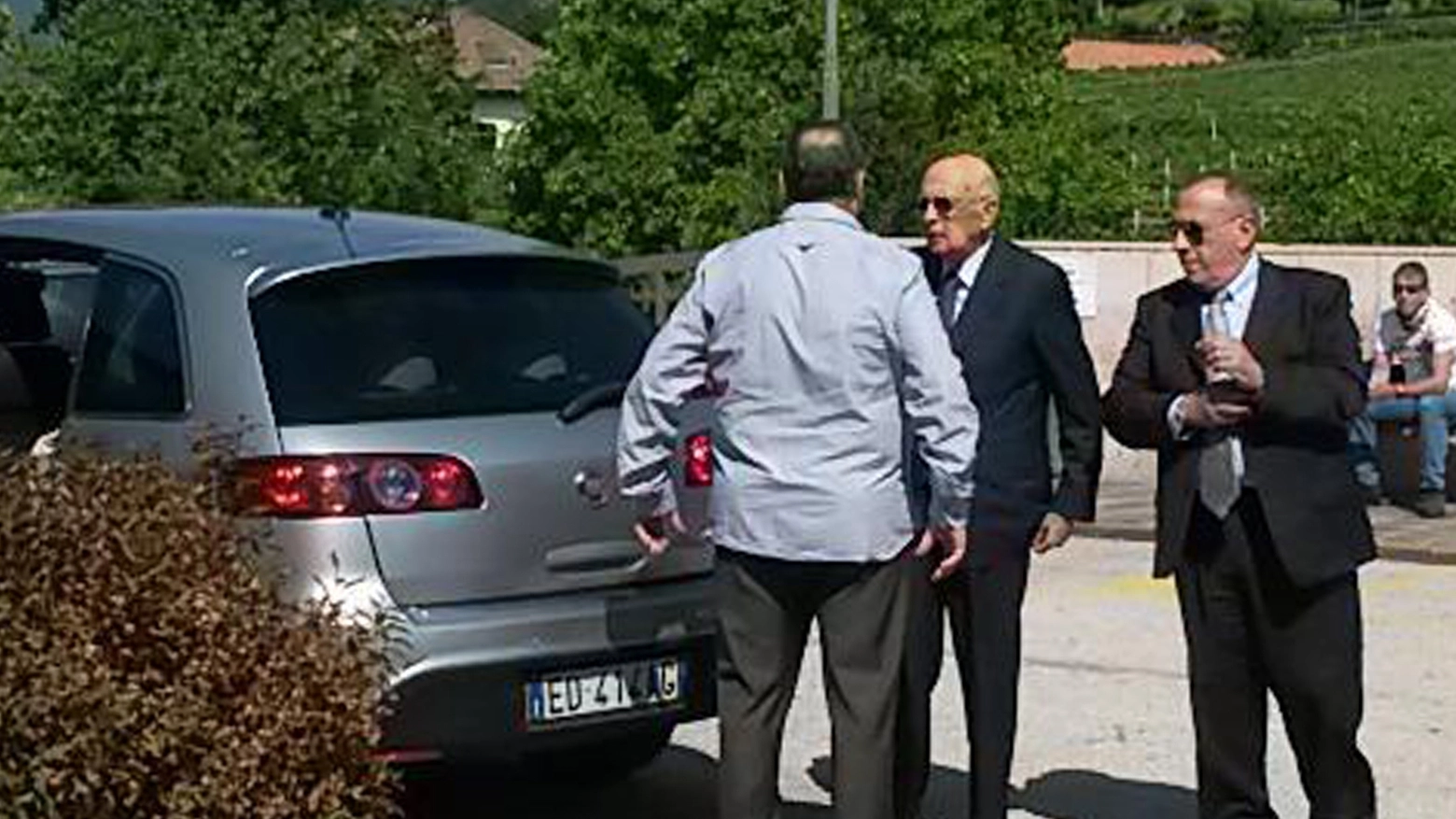 Napolitano arriva all'ospedale di Bolzano (Ansa)