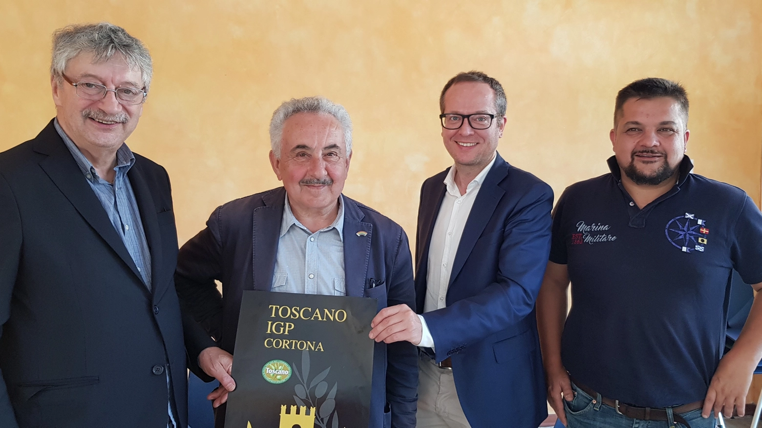 Presentazione del marchio Olio Igt Toscano Cortona 
