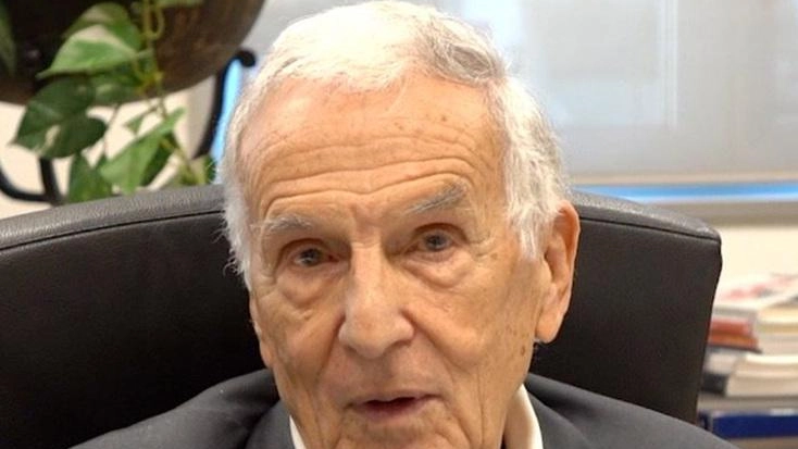 Cittadinanza onoraria a Silvio Garattini a Todi: "Prevenzione è rivoluzione"
Cittadinanza onoraria a Silvio Garattini a Todi: "Prevenzione è rivoluzione"