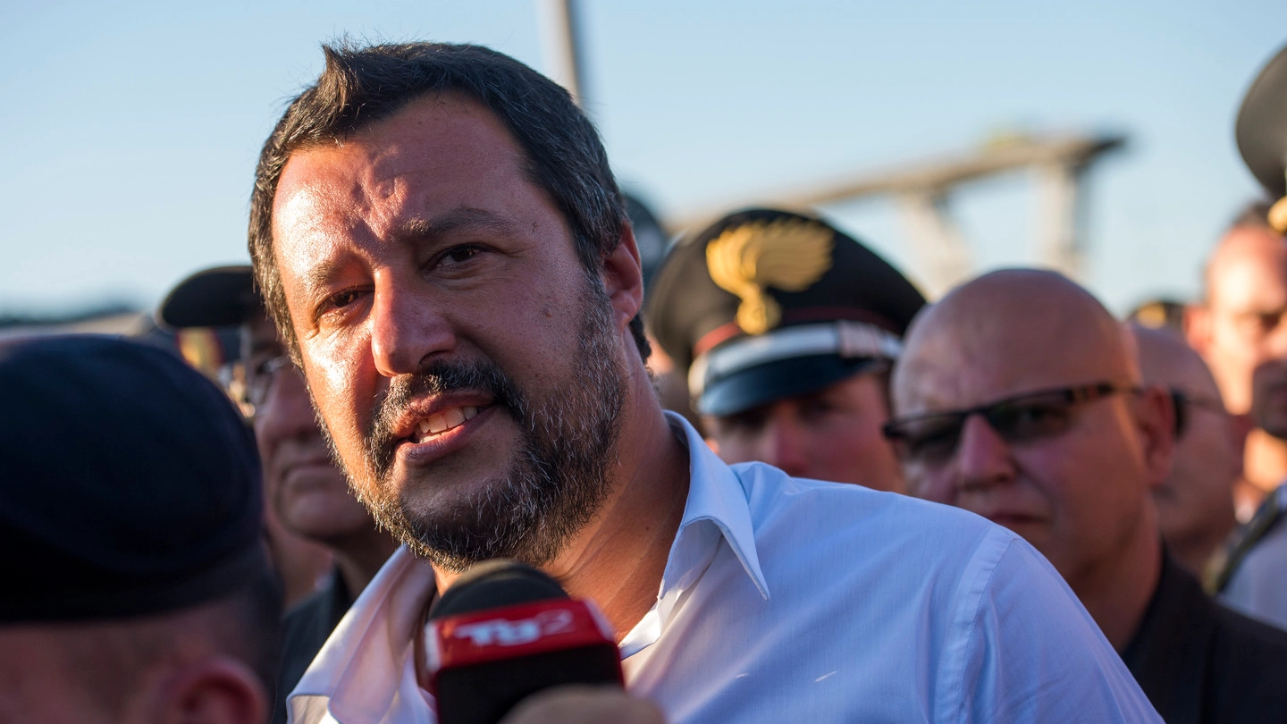 Il Ministro dell'interno, Matteo Salvini (LaPresse)
