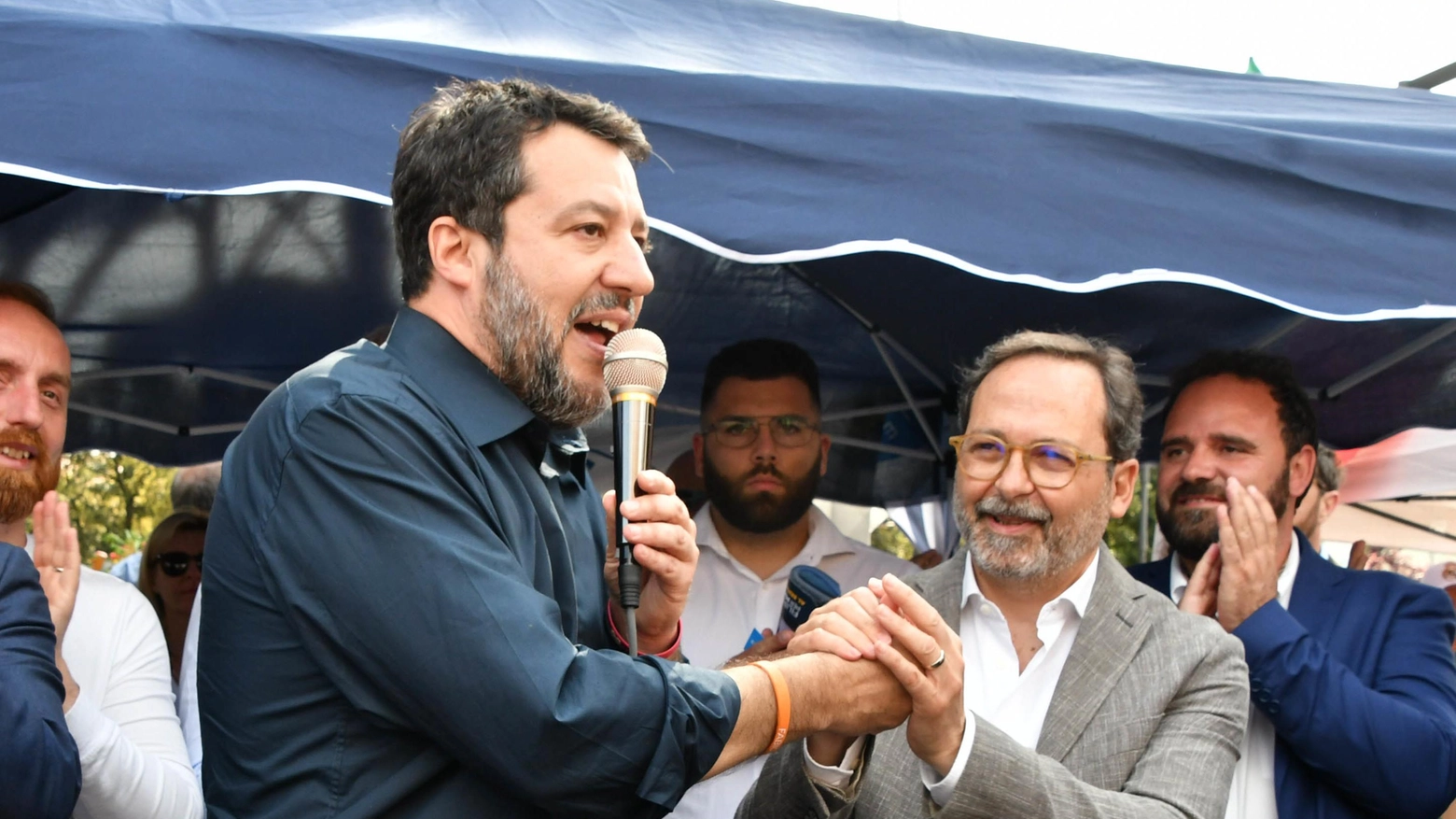 Un gelato con Salvini  Il leader della Lega:  "Persiani è l’uomo giusto  Vittoria al primo turno"